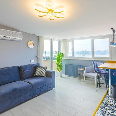 Lovely Flat 500 M To Uskudar Ferry Station Istanbul Eksteriør bilde